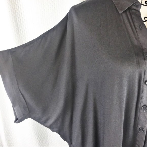 Forever 21 Gray Button Front Blouse S - Picture 2 of 6